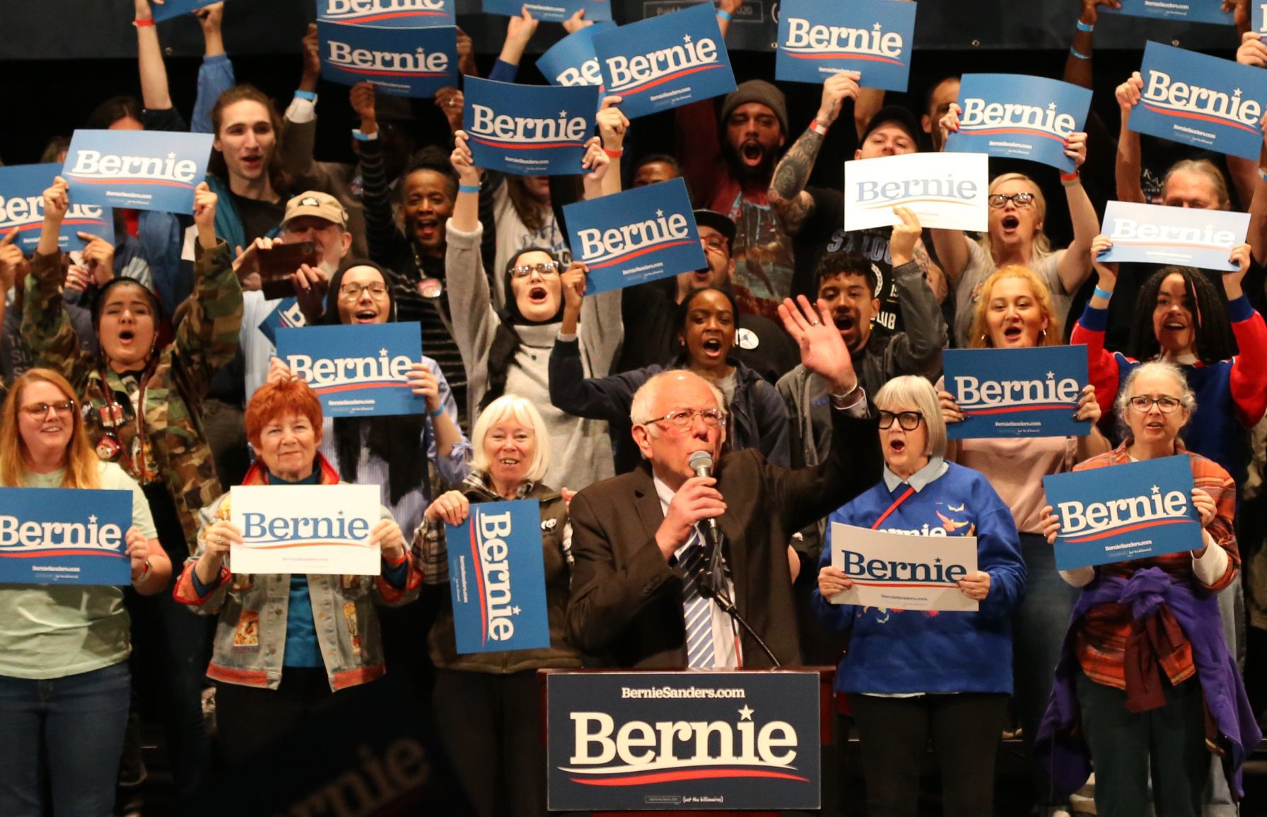 Bernie Sanders revs up supporters in St. Louis ahead of Tuesday’s presidential primary